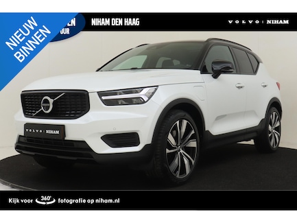 Volvo XC40 0