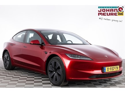 Tesla Model 3 0