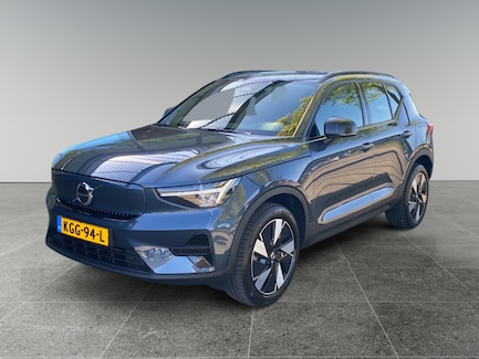 Volvo EX40 0