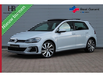 Volkswagen Golf 0