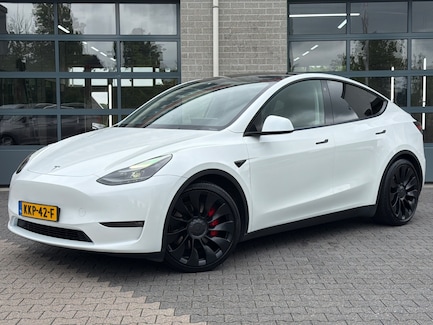 Tesla Model Y 0