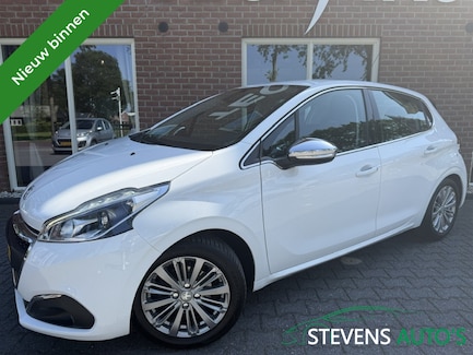 Peugeot 208 0