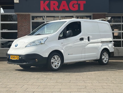 Nissan E-NV200 0