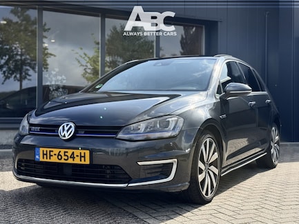 Volkswagen Golf 0