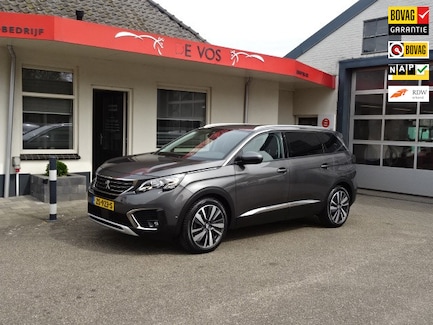 Peugeot 5008 0