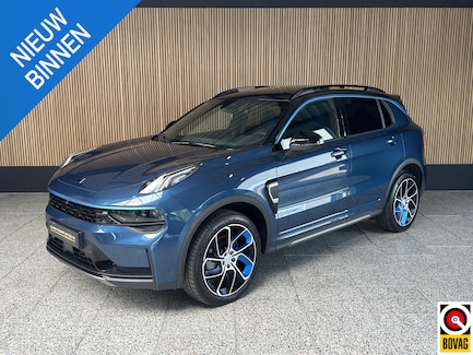 Lynk & Co 01 0