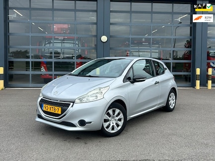 Peugeot 208 0