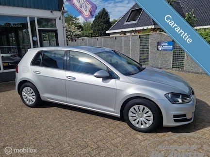 Volkswagen Golf 0