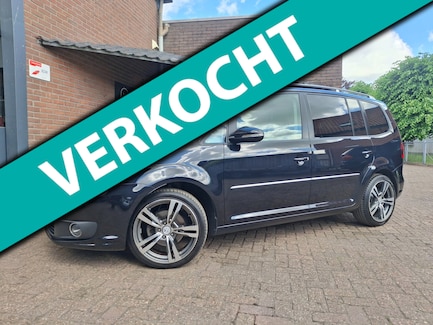 Volkswagen Touran 0