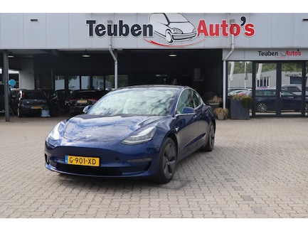 Tesla Model 3 0