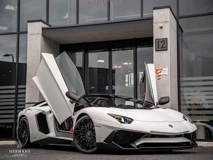 Lamborghini Aventador 0