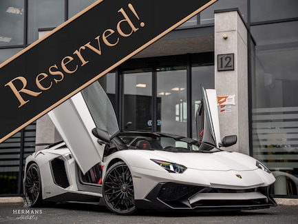 Lamborghini Aventador 0