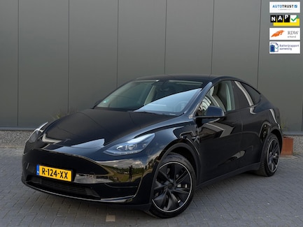 Tesla Model Y 0
