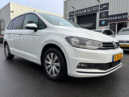 Volkswagen Touran 0