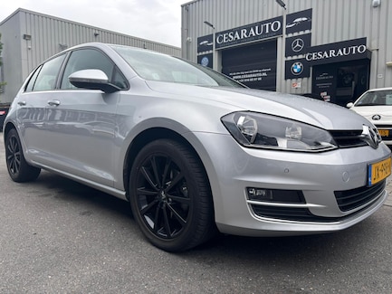 Volkswagen Golf 0