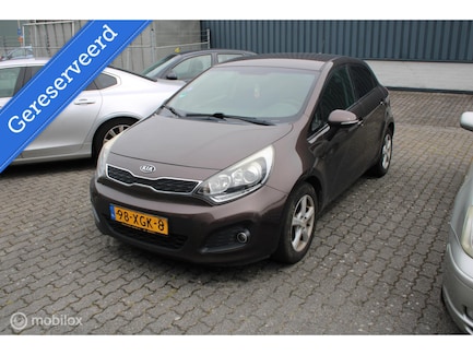 Kia Rio 0