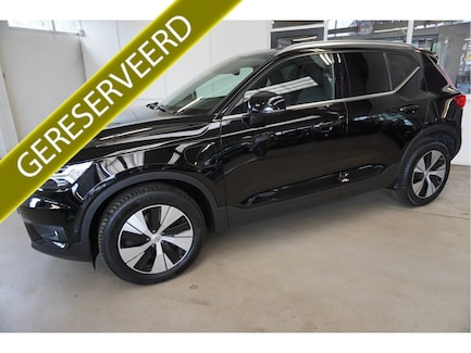 Volvo XC40 0
