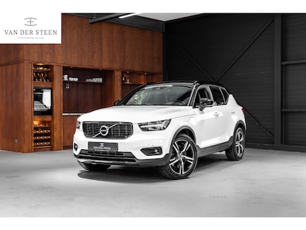Volvo XC40 0