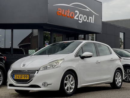 Peugeot 208 0