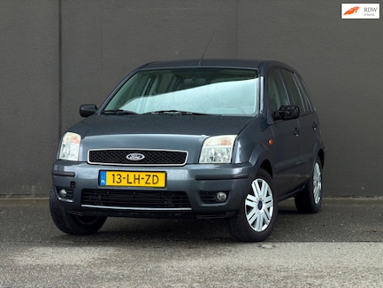 Ford Fusion 0