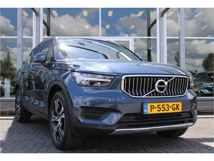 Volvo XC40 0