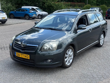 Toyota Avensis 0