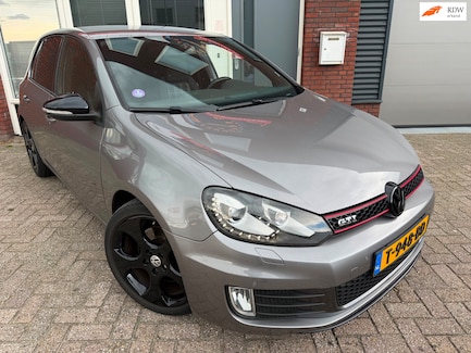 Volkswagen Golf 0