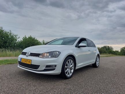 Volkswagen Golf 0