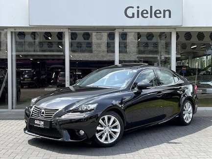 Lexus IS 0