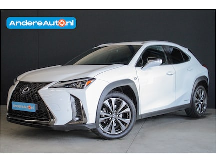 Lexus UX 0