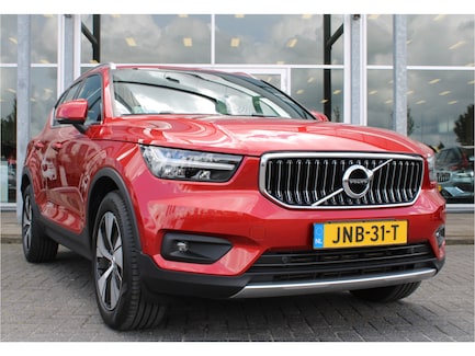 Volvo XC40 0