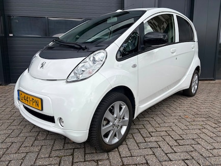 Peugeot iOn 0