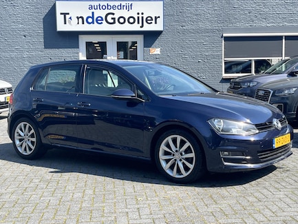 Volkswagen Golf 0