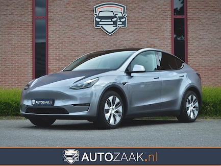 Tesla Model Y 0