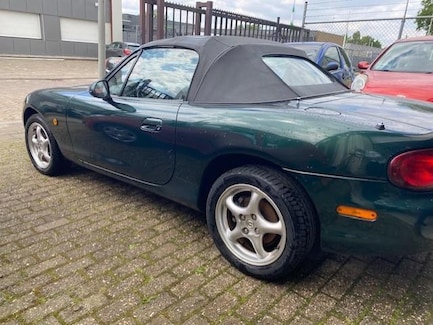 Mazda MX-5 0