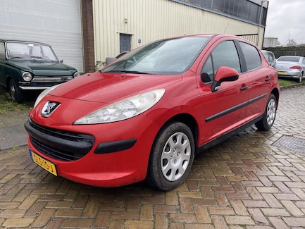 Peugeot 207 0