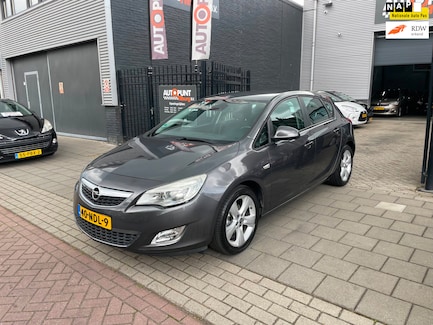Opel Astra 0