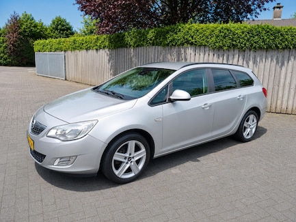 Opel Astra 0
