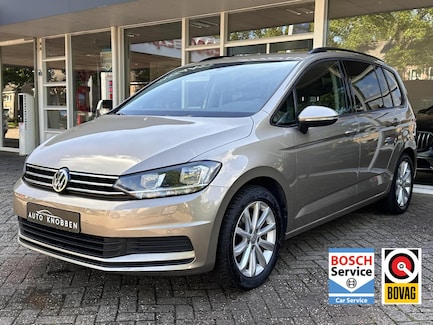 Volkswagen Touran 0
