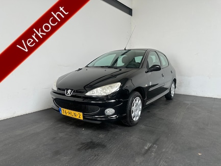 Peugeot 206 0