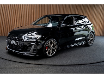 Audi A1 0