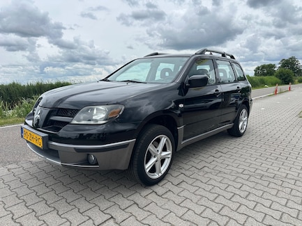 Mitsubishi Outlander 0