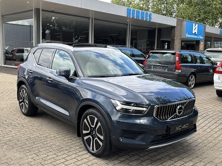 Volvo XC40 0