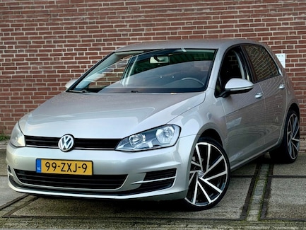 Volkswagen Golf 0