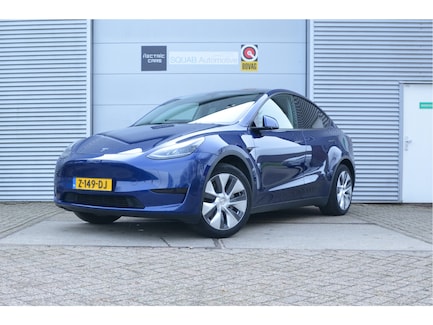 Tesla Model Y 0