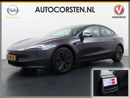 Tesla Model 3 0