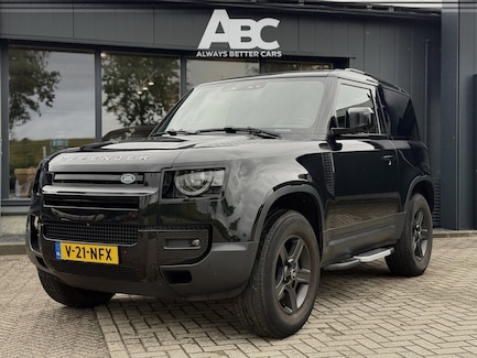 Land Rover Defender 0