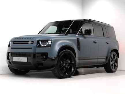 Land Rover Defender 0