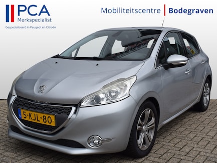 Peugeot 208 0