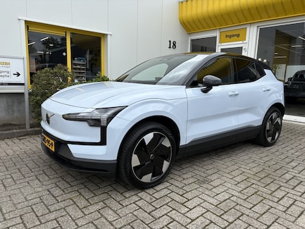 Volvo EX30 0